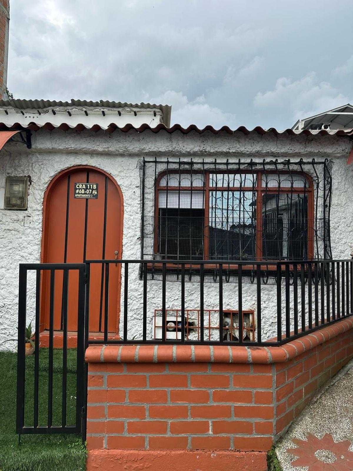 La Casona Hostal Pereira Exterior photo